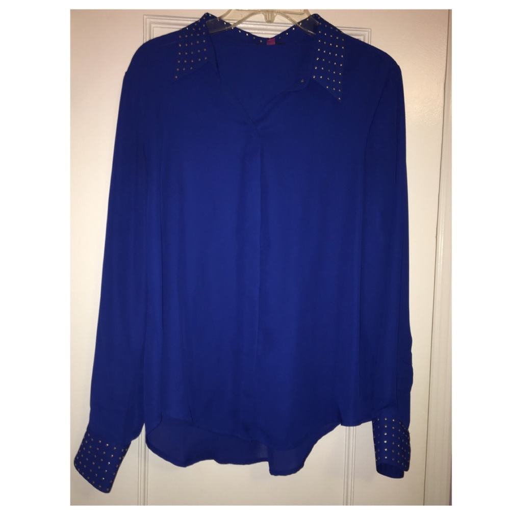 Vince Camuto button up blue blouse